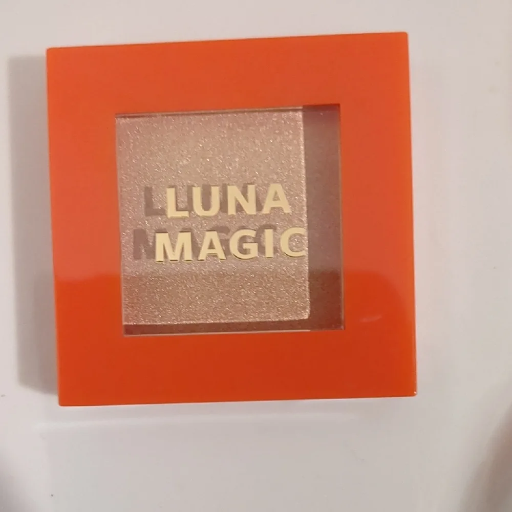Powder Highlighter